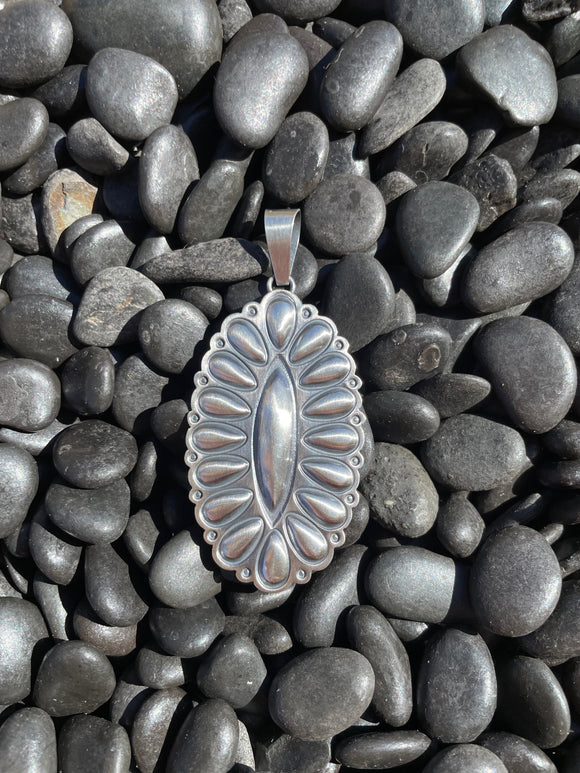 The Annie Pendant